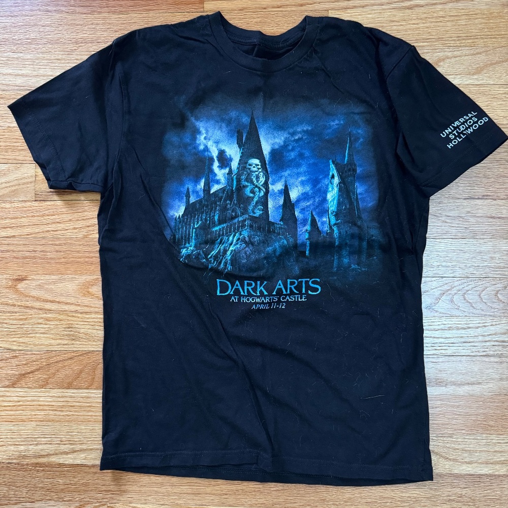Opening Night Universal Hollywood Dark Arts Hogwarts Castle April 11-12 Size L